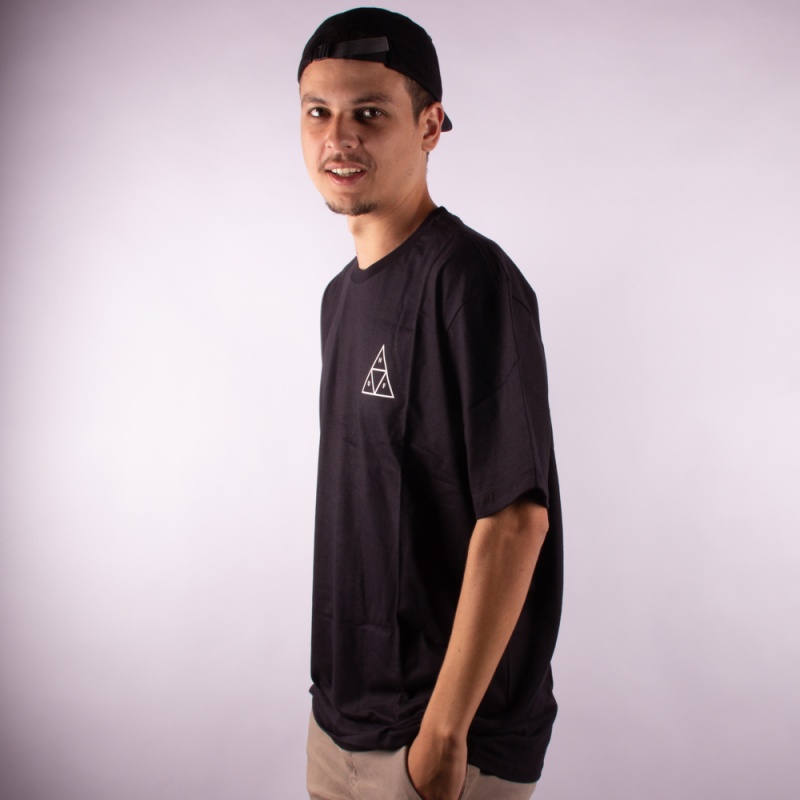 Camiseta Huf Essentials TT Large Preto